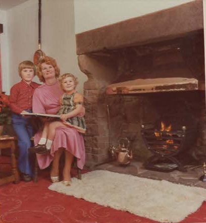 Elizabeth by the fire